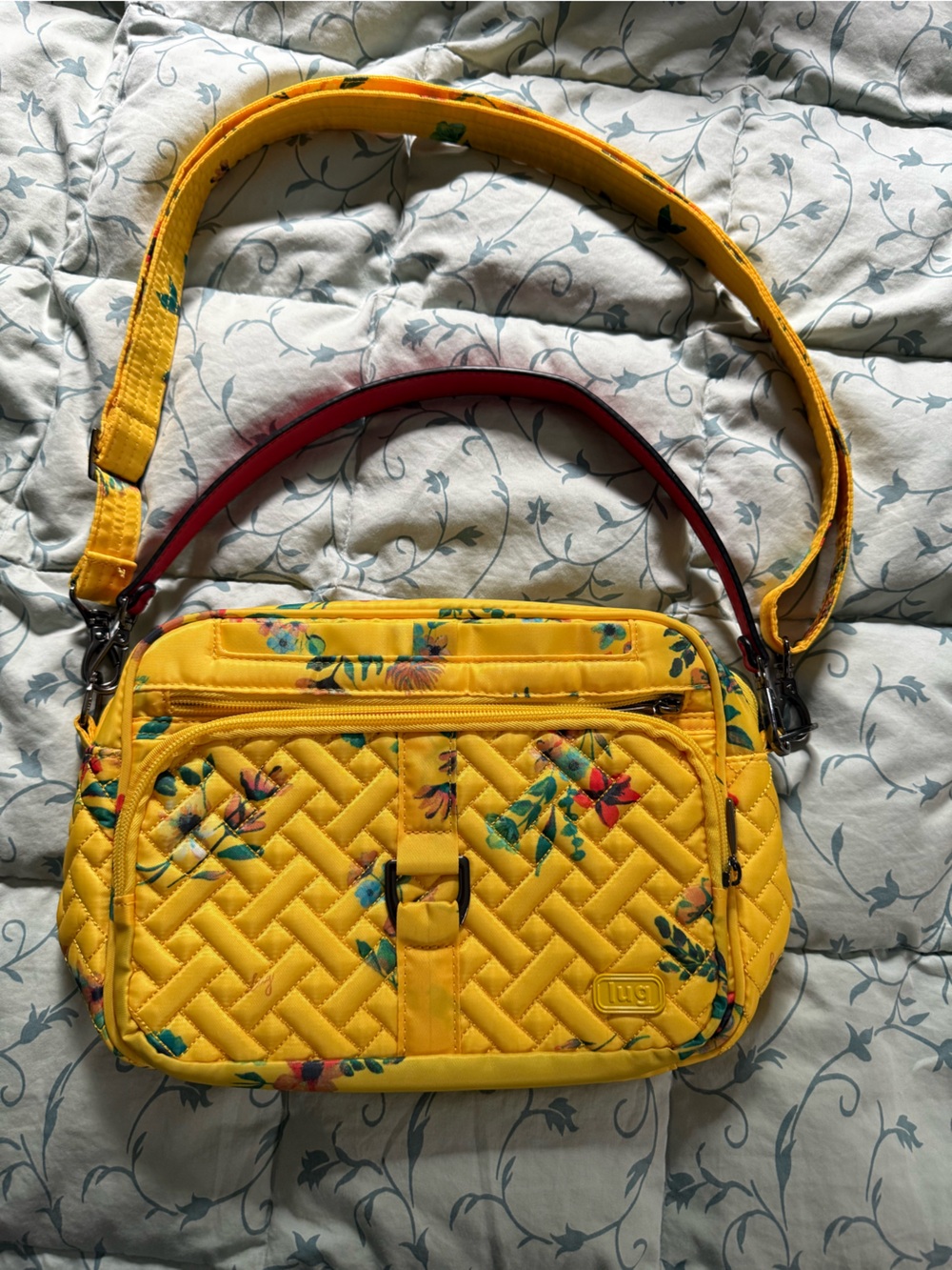 Lug Carousel XL crossbody in Bouquet Yellow